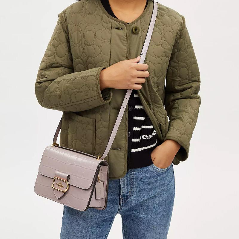 Coach Сумка через плечо Morgan 25 с клапаном, узор под крокодила, кожаная, маленькая, с золотой фурнитурой, цвет серый, CM204-IMC2J