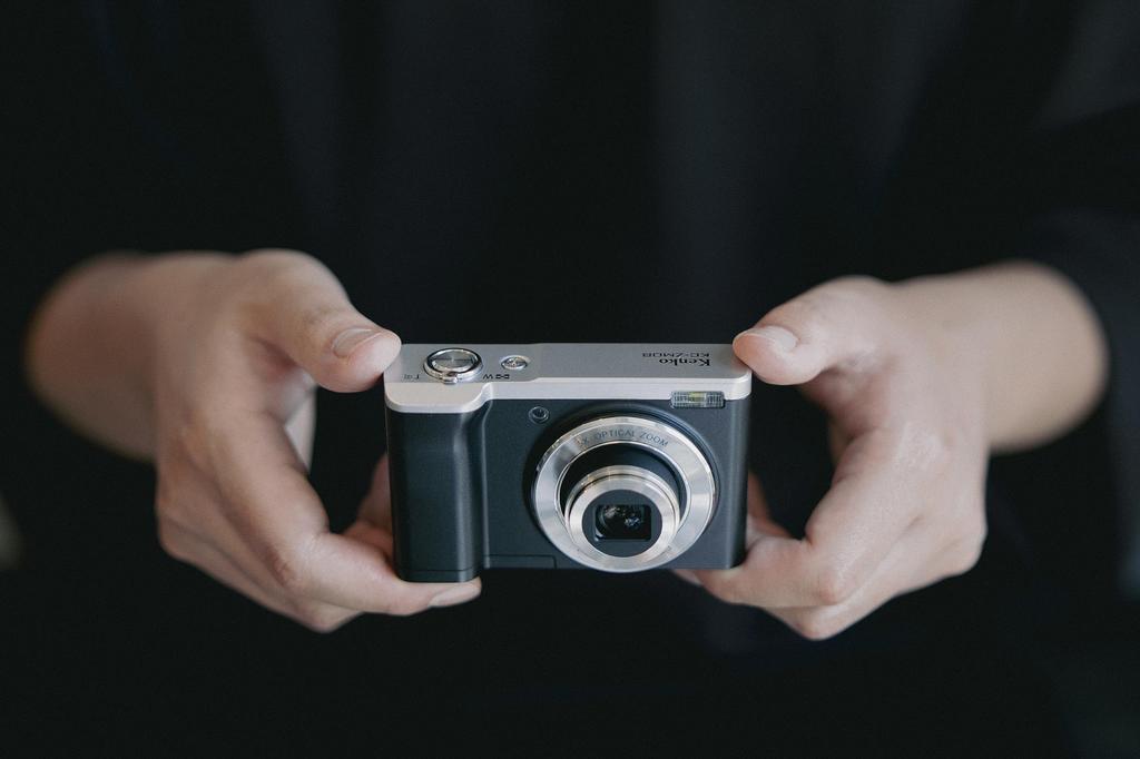 Компактная цифровая камера Kenko KC-ZM08