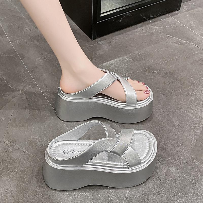 Модные летние женские тапочки, пляжные шлепанцы, женские туфли на толстом каблуке, однотонные босоножки на танкетке, тапочки на высокой платформе 8,5 см