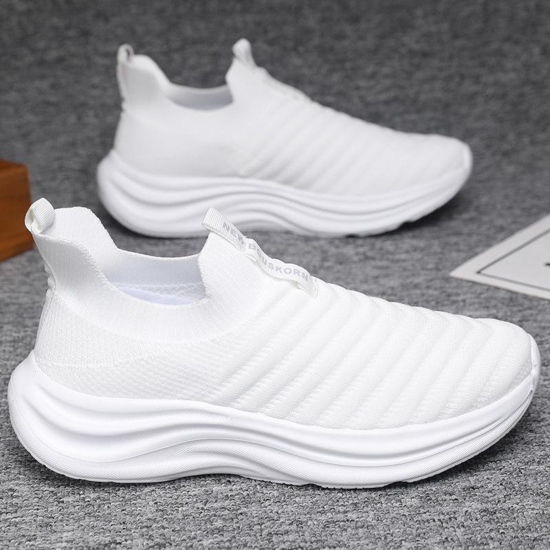 Spring and summer new men's and women's casual shoes breathable mesh running shoes flying woven socks couple sports casual shoes