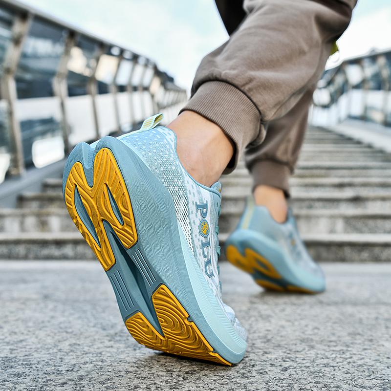 New Running Shoes Men Women Luxury Running Sneakers Comfortable Walking Footwears