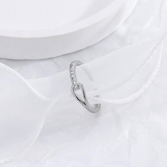 Women Ring Hollow Out Japan Korean Style Shiny Rhinetones Finger Ring for Wedding Party