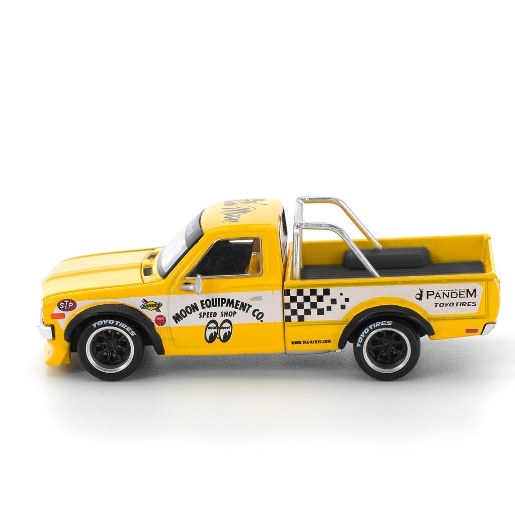 Genesis Company POP RACE 1/64 Pandem Datsun 620 - Mooneyes Готовая модель PR640250