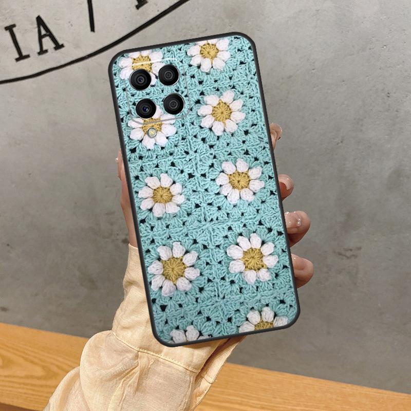 Чехол для Samsung Galaxy M20 M55 M15 M12 M13 M14 M54 M23 M16 M11 M21 M31 M34 M52 M32 M36 M56, связанный крючком в технике "бабушкин квадрат"