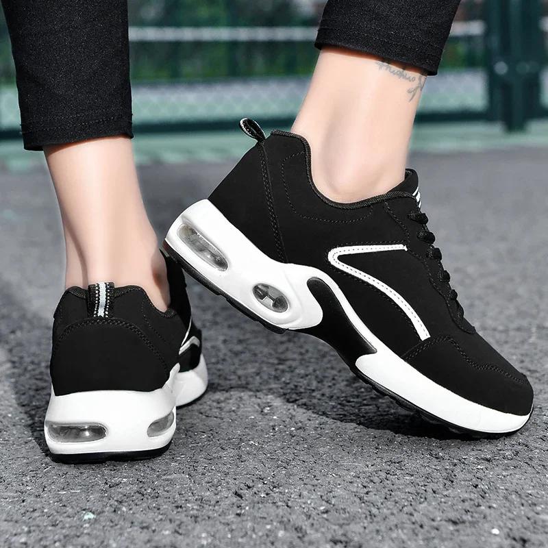 Модные замшевые кроссовки для женщин, размер 42, танкетка, платформа, черные, женские, на воздушной подушке, для бега по шоссе, легкие, дышащие, повседневные, спортивные