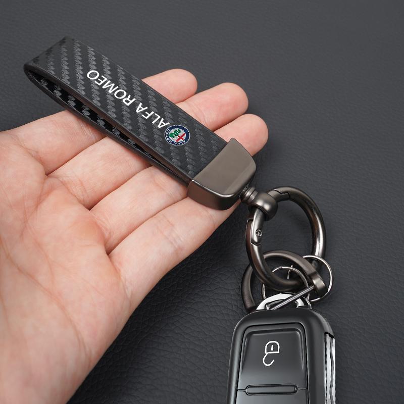 FPEV2 Carbon Fiber Leather Car Keychain Keyring Accessories For Alfa Romeo 156 159 147 4C 8C 166 Giulia Giulietta Mito Stelvio Spider