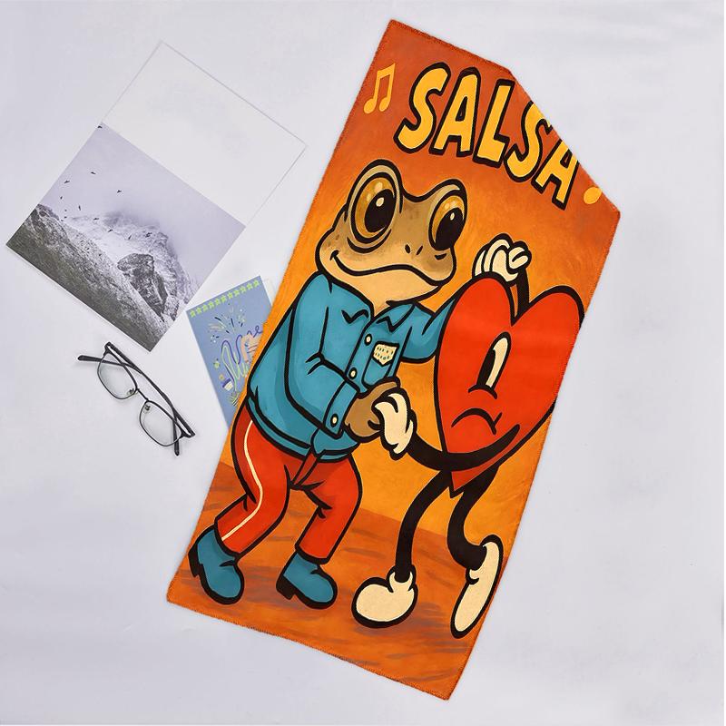 Bbunny Heart Fashion Beach Towel: Ideal for Summer Adventures Soft, absorbent and quick drying suitable for swimming and bathing