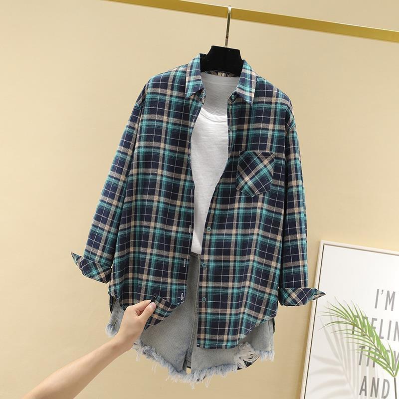 Spring Women's Plaid Shirt Jacket Sensible Niche Top Design Women's Innerwear Buttoned Shirt for Spring and Autumn