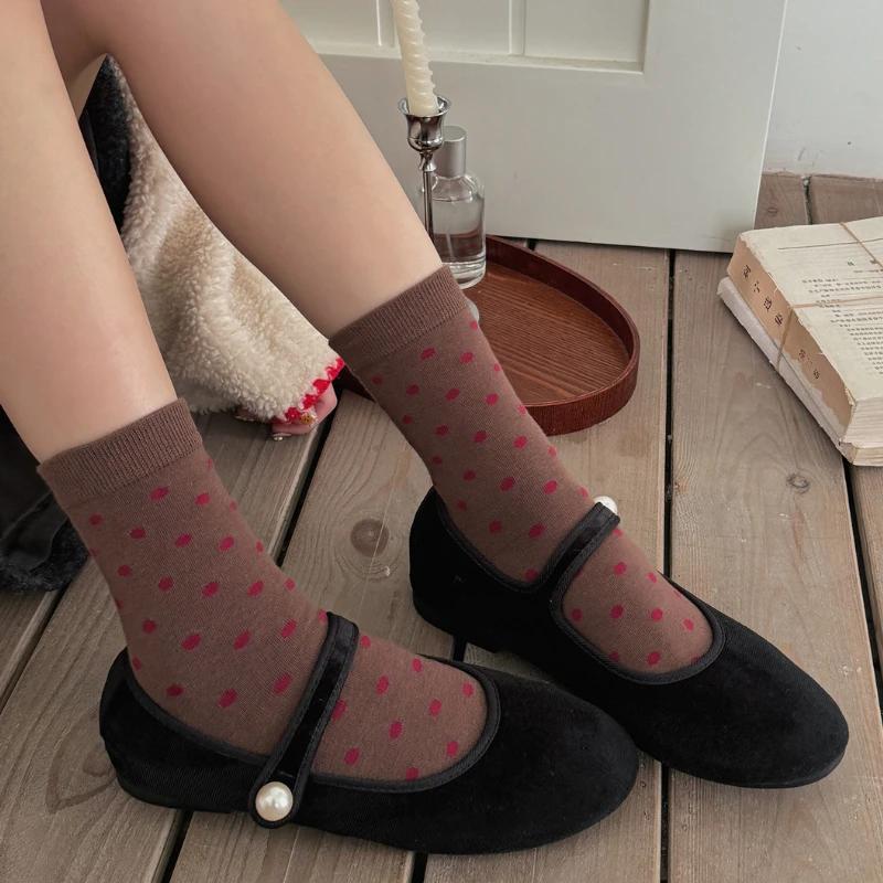 Красные женские носки в горошек, корейские модные хлопковые носки средней длины, женские носки в стиле Харадзюку, ретро, уличная одежда, вязаные эластичные длинные носки