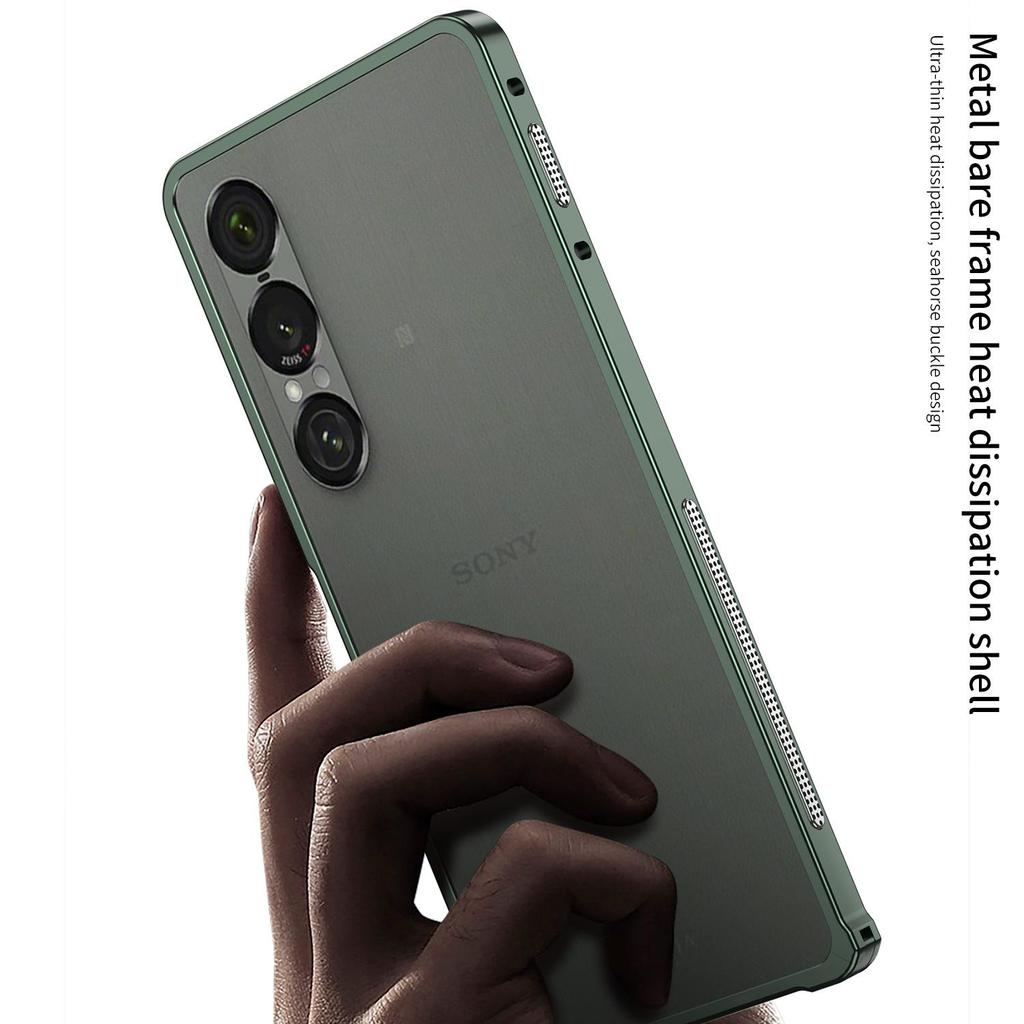 Heat-Dispersing Metal Case with Clasp for Sony Xperia 1VII/1VI - Drop-Proof Supercar Design
