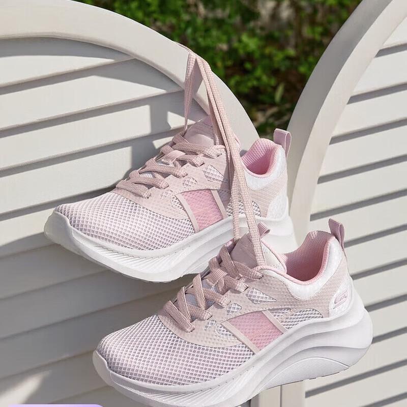 Skechers Женская спортивная и повседневная обувь 117522