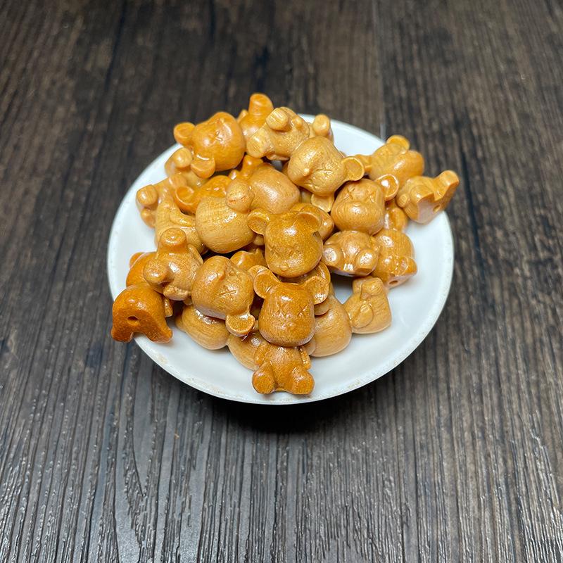 Xinshan Carved Sandalwood Beads and Phone Pendant Accessories