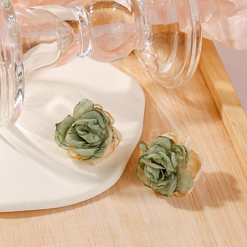 ins fairy air contrasting color atmosphere burning edge lace flower rose handmade earrings, gentle summer Hong Kong style earrings