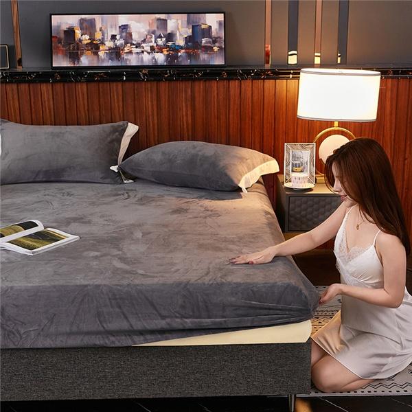 2026 Супер Теплое Мягкое Фланелевое Покрывало 25см Универсальный Наматрасник Кристальный Вельвет Простыня на Резинке Антиклещ Без Наволочки