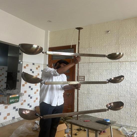 Современная латунная люстра-спутник с регулируемым кронштейном середины века, потолочный светильник на шесть ламп, освещение для зала, гостиной