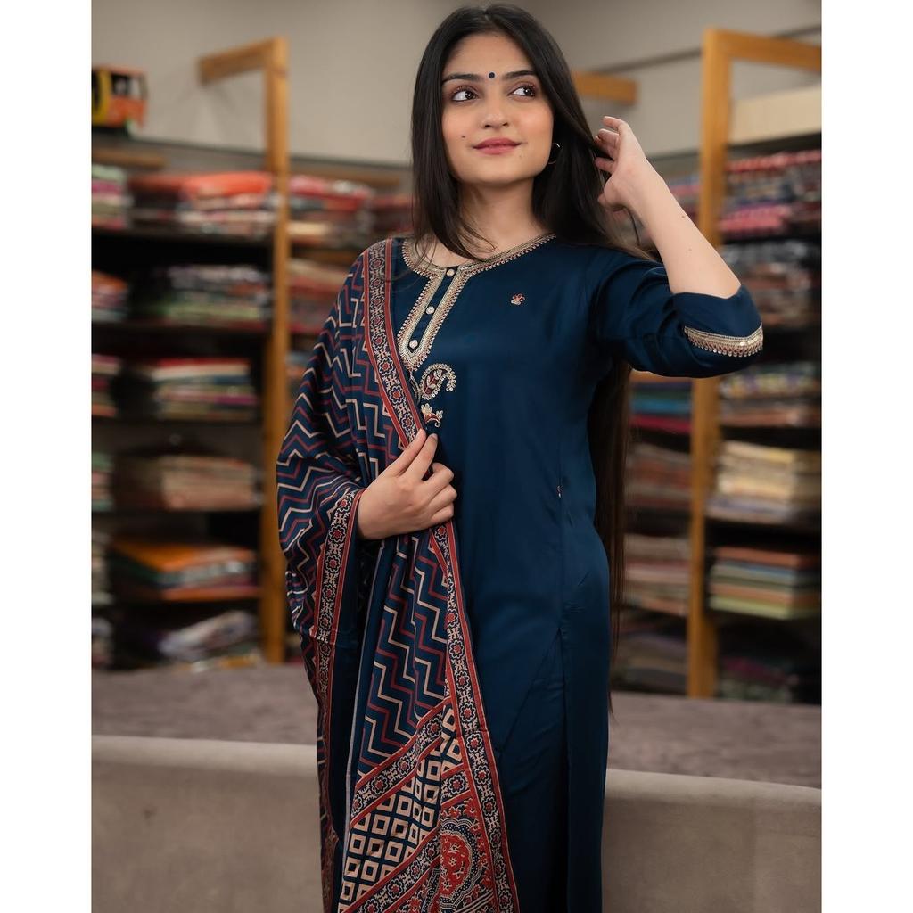 Pakistani Party Wear Ethnic Kurta Set Women Designer Kurti Pant Dupatta Set