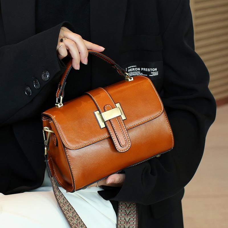 Genuine Leather Women's Bag Small Handbag Vintage Fashion All-in-one Crossbody Bag Small Square Bag