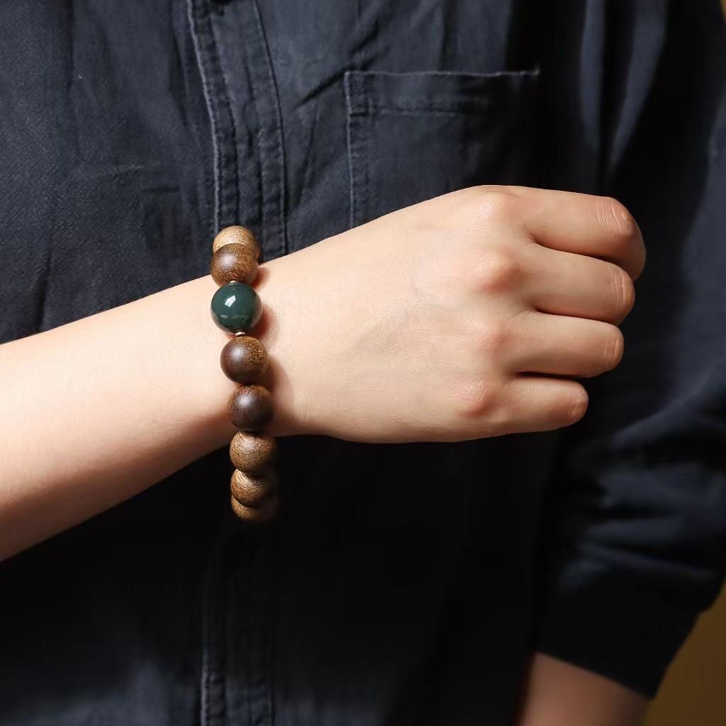 Nha Trang Agarwood Sinking Wood Buddhist Beaded Bracelet - Handmade Men's Rosary String Ornament.