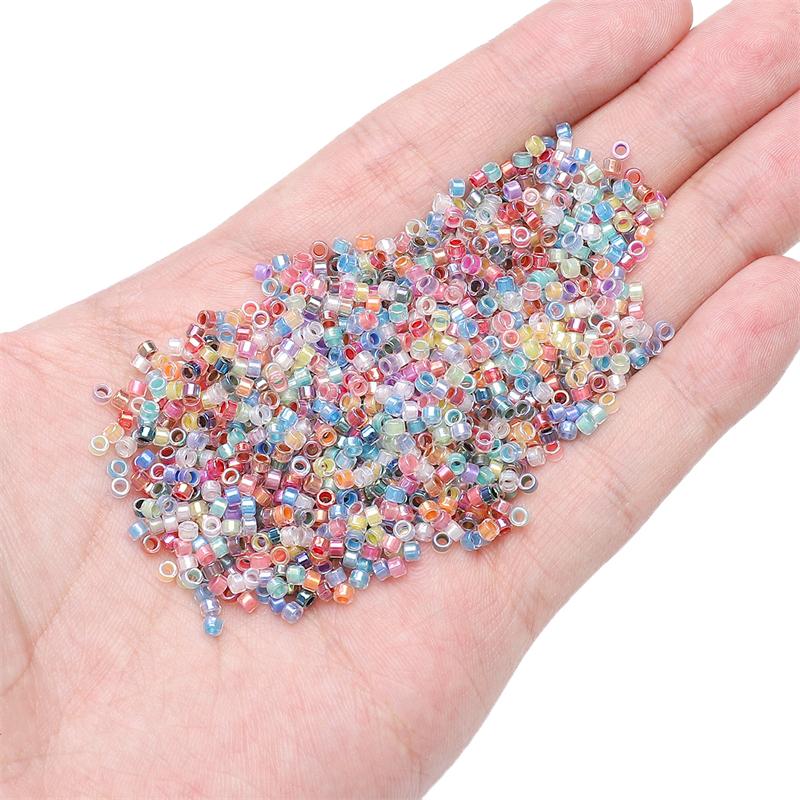 Антикварные иллюзорные стеклянные бисеринки - 700 штук для DIY изготовления ювелирных изделий