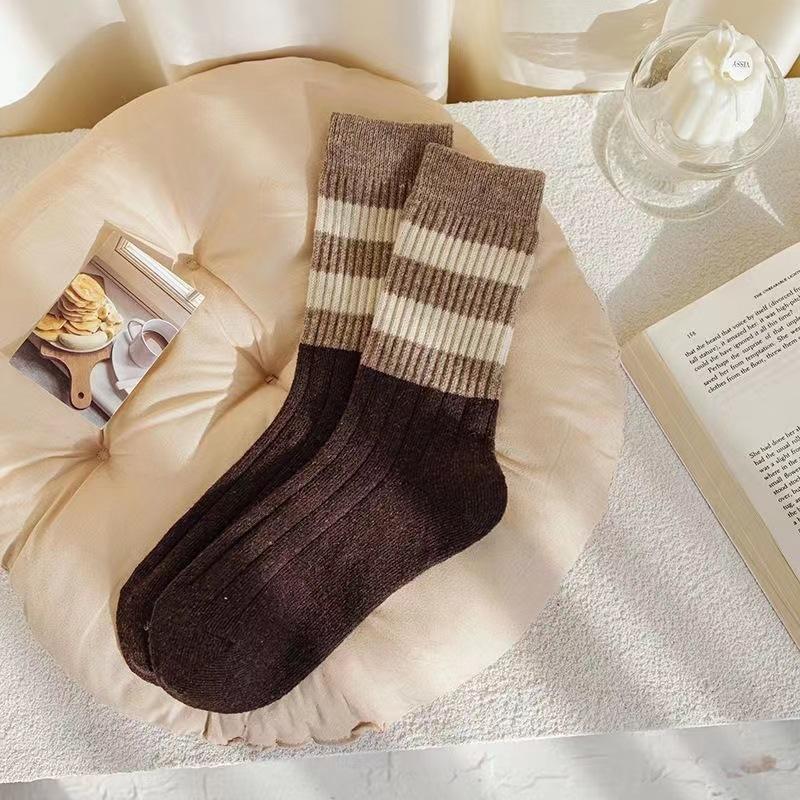 Удобные теплые хлопковые носки до лодочки, женские чулки, удобные носки средней длины в полоску, чулочно-носочные изделия