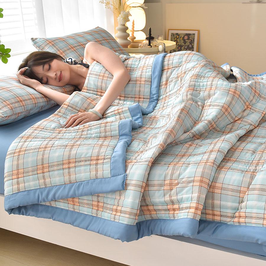 Summer Thin Comforter Soft Air-Conditioned Four Season Comforter Machine Washable Single Double Blanket Ultrasonic Quilted Quilt
