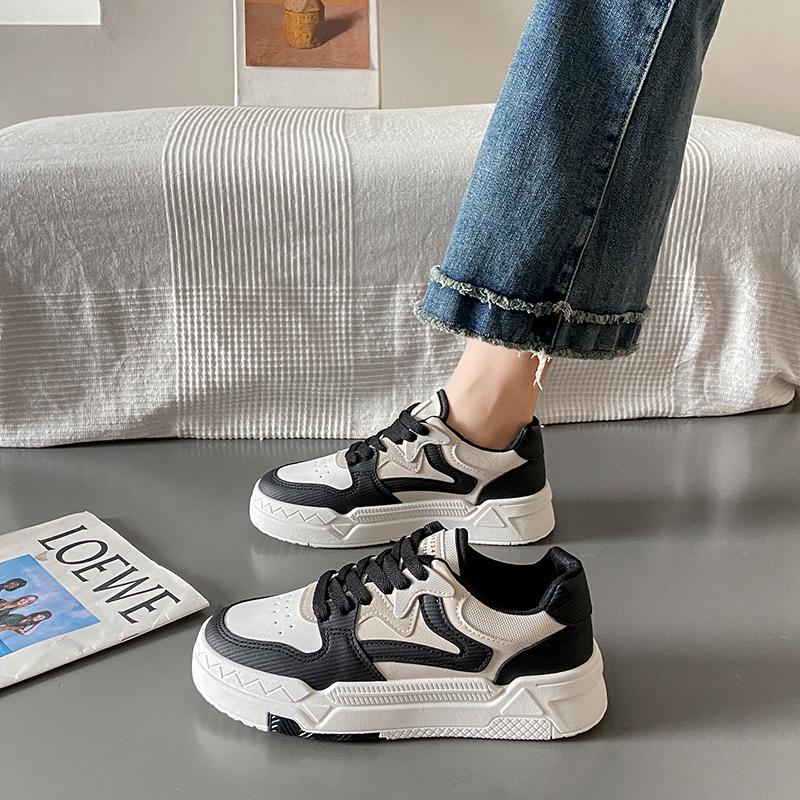 Маленькие белые туфли женские новые спортивные туфли для отдыха для девочек на толстой подошве низкие кеды повседневные женские кроссовки