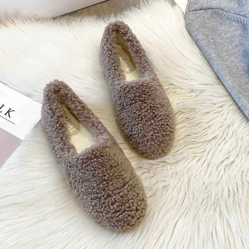Fashion 2025 Winter Wool Slippers Women Curly Sheep Fur Flat Shoes Warm Cozy Slip On Pantuflas House Slides Femme Cotton Lambswool Mules