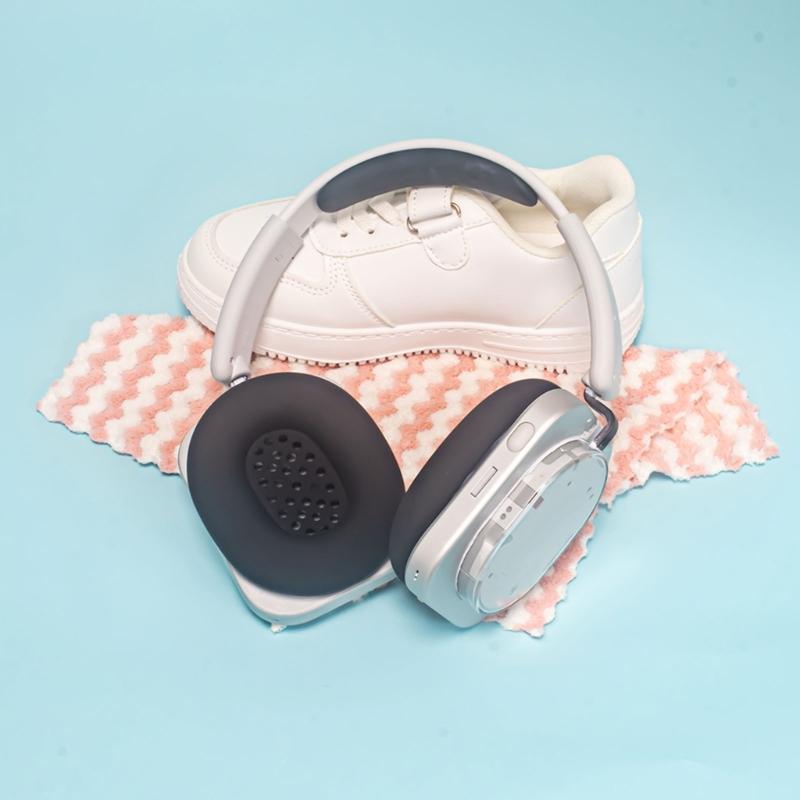 Silicone Earpads Sleeve Protective Covers Shockproof AntiDust Earphone Accessories For Headphone(1) Ear Cushions