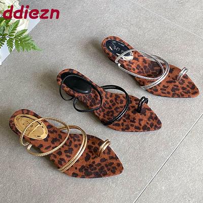 Мода Мода Остроносые Женские Босоножки на Каблуке Обувь Весна Лето Мелкие Женские Босоножки на Низком Каблуке Обувь Женские Шлепанцы Туфли