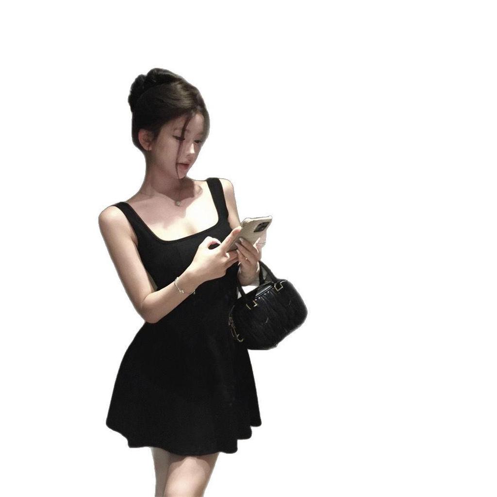 Элегантное А-силуэтное платье на бретелях - Весенне-летняя приталенная короткая юбка