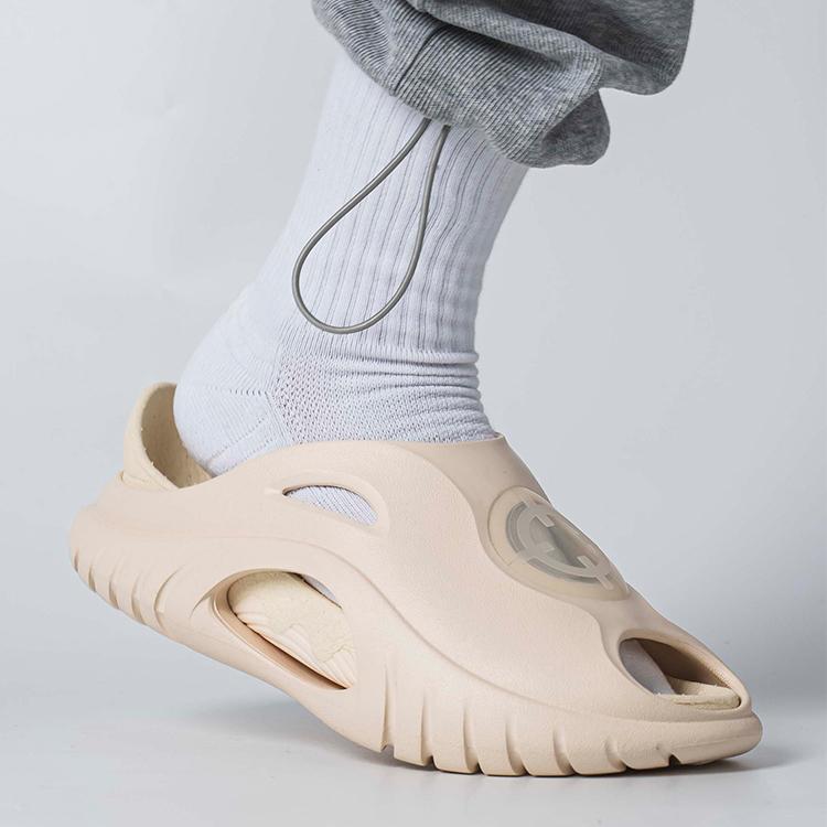 Rigoror Сандалии-слайды EVA с полыми отверстиями, бесшумные, мужские, цвет соломенно-каменный Z123260506-7