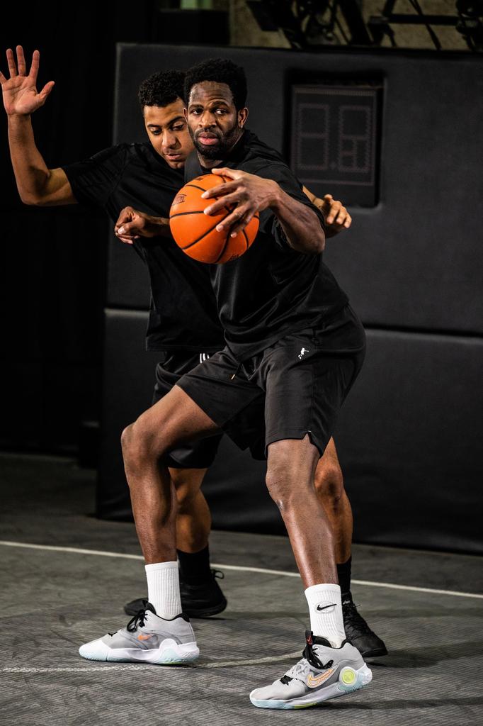 Nikon Telephoto Zoom Lens NIKKOR Z Z Mount Full Size 70-180mm F/2.8