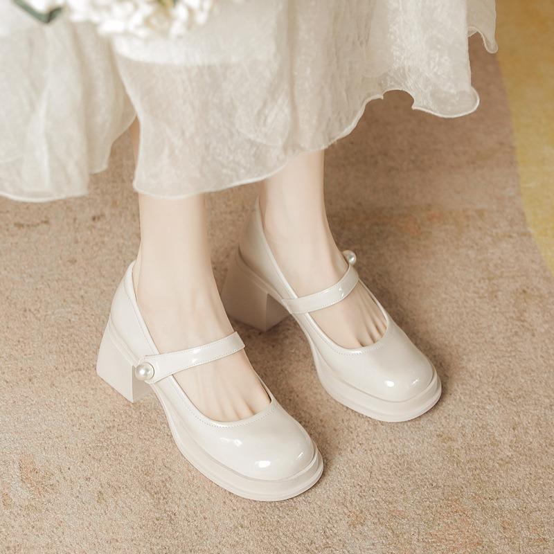 Mary Jane High Heels Spring and Autumn Word with Pearl Square Head Patent Leather Temperament Thick Heel Platform Single Shoes