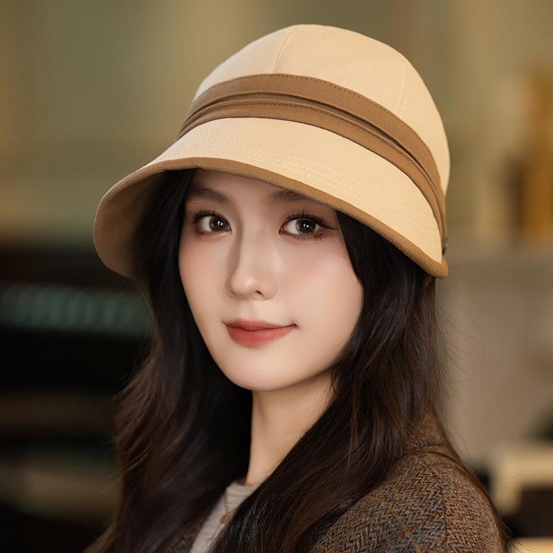 Ретро Универсальная Шапка с Цветными Блоками для Женщин на Осень и Зиму Новая Повседневная Уличная Шапка для Верховой Езды Ветрозащитная Защищающая Лицо Шапка Газетчика