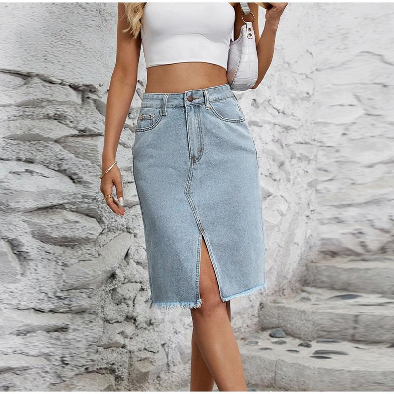 Юбки из денима для женщин, джинсы с высокой талией, потертым необработанным краем, юбка-клеш с карманами, летняя узкая юбка с разрезом и запахом