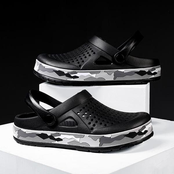 Fashion Clogs Men Sandals Casual Shoes EVA Lightweight Sandals Unisex Colorful Shoes for Women Summer Beach Slippers 36-45