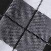 Aisi Yalan Black and White Check Knitted Scarf
