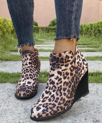 2025 осень и зима новые короткие сапоги на плоской подошве с танкеткой женские ретро-сапоги челси Amazon сапоги Martin на высоком каблуке