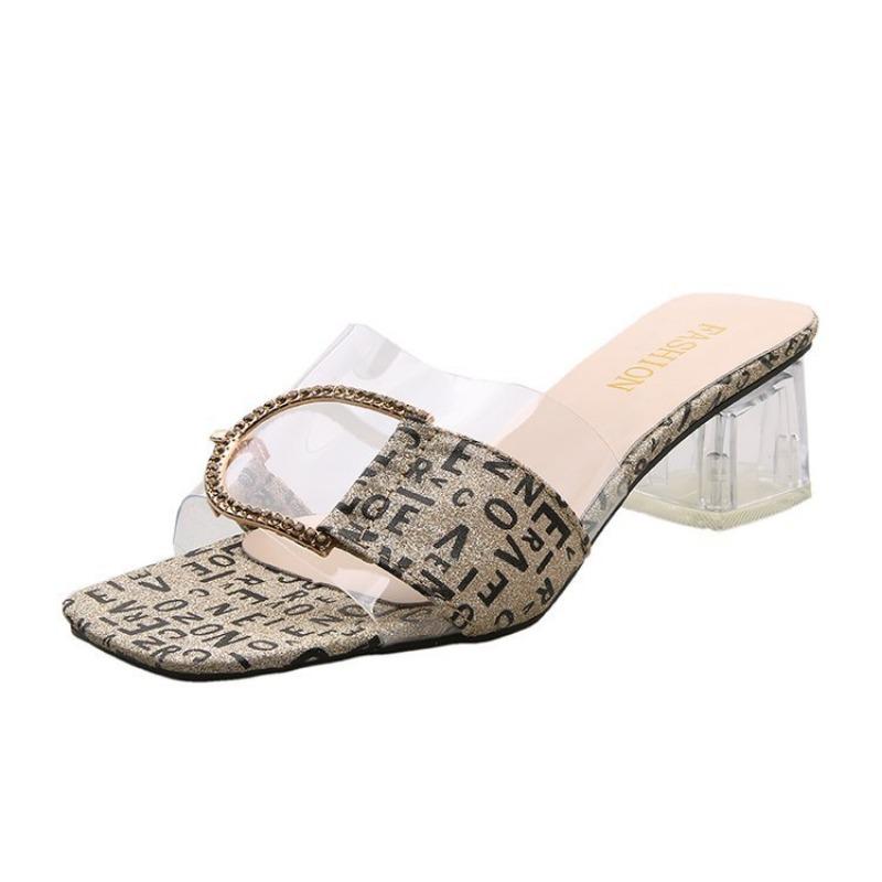 Модные хрустальные прозрачные тапочки женская обувь удобные средние каблуки женские новые летние туфли женские модные крутые тапочки с надписями