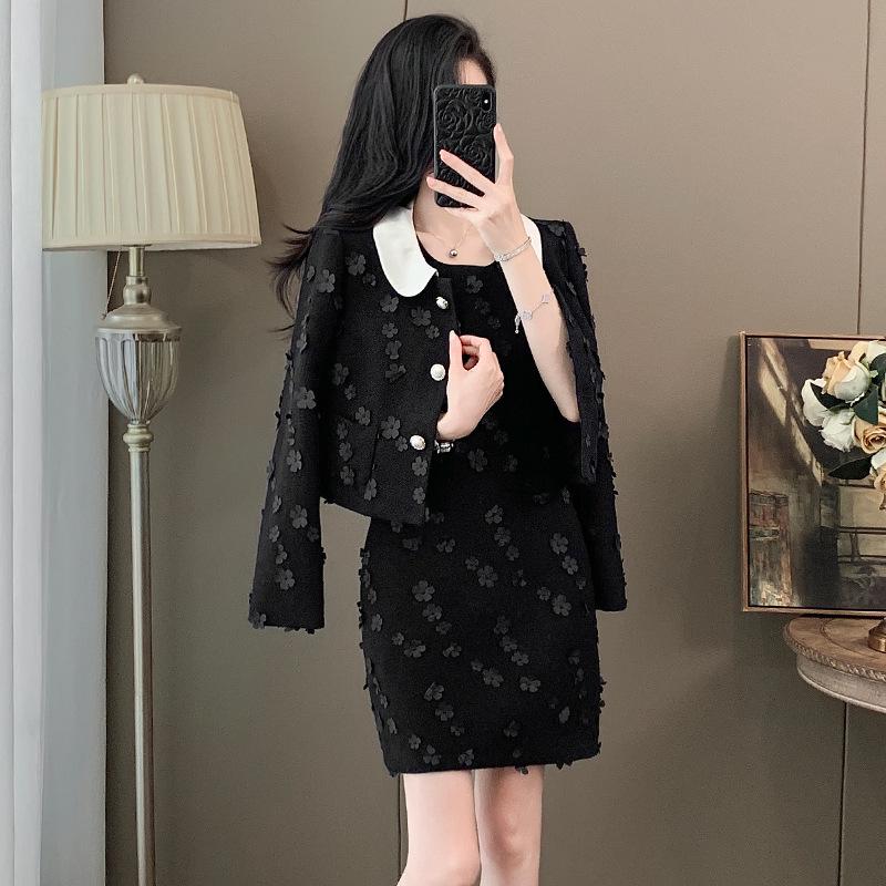 Осеннее черное двухкомпонентное платье-лепесток в стиле светской львицы: Шикарный и модный высококачественный короткий комплект