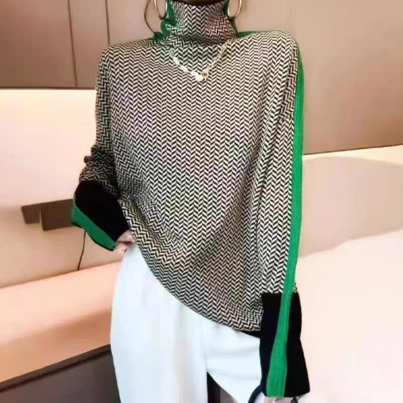 Autumn and Winter Design Sense Lazy Loose Contrasting Color Sleeves Full Imitation Wool Turtleneck Knitted Sweater Women's Autumn and Winter