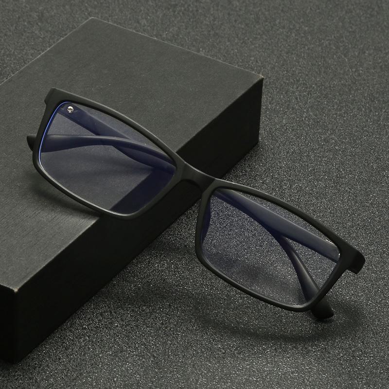 Anti-Blue Light Glasses Classic Square Eyewear Women Men Simple Eyeglasses Blue Light Blocking Man Lady Computer Eyeglasses