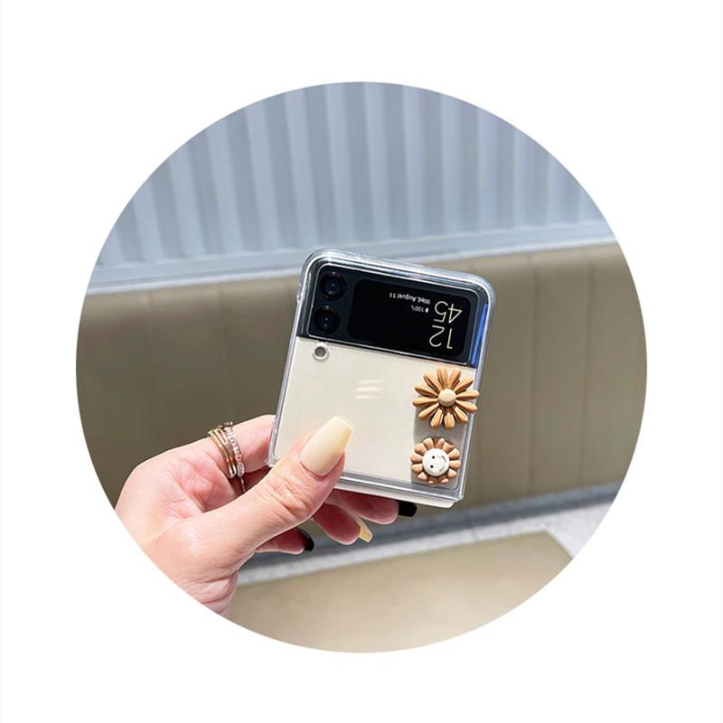 Cute Cartoon Sunflower Daisy Bear Transparent Phone Case For Samsung Galaxy Z Flip 4 5g Zflip3 Zflip Protective Cover Capa