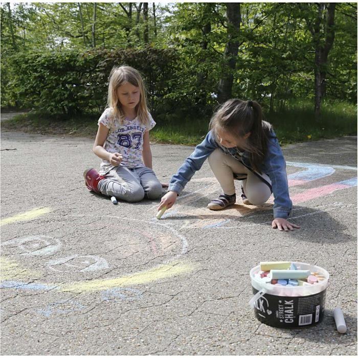 Craies pour le sol de bonne qualité - parfaites pour dessiner des marelles. Réf 34469