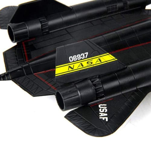 Vrttlkkfe 1/144 Diecast A-71A Blackbird Reconnaissance Airplane Model, Perfect for Kids, Adults, Home, and Office Decor