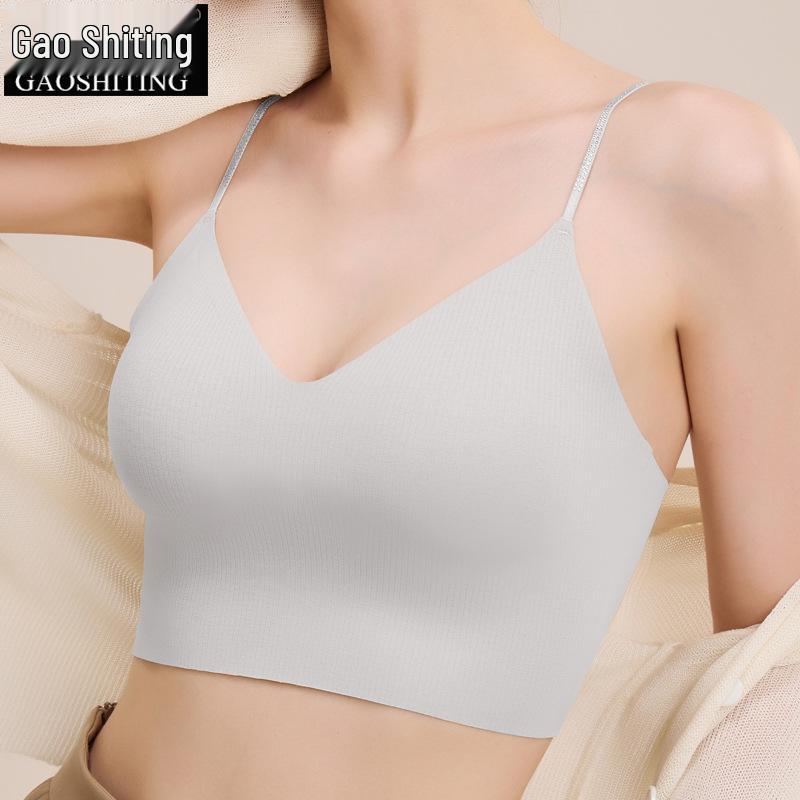 Женская осенне-зимняя майка на тонких бретелях со встроенным бюстгальтером и вкладышами