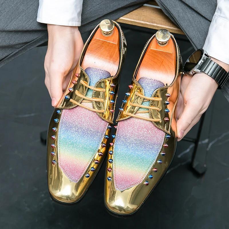 Luxury Designer Men Formal Shoes Pointed Gold Black Brogue Oxford Leather Shoes For Wedding Prom Dress Homecoming Zapatos Hombre