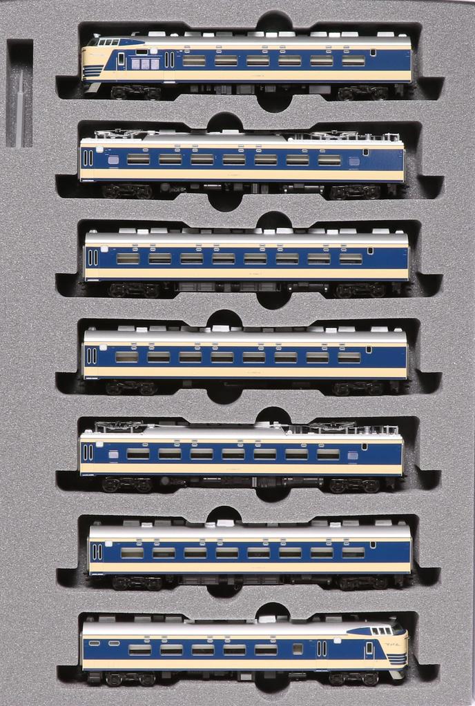 KATO N Gauge 581 Series Slit Typhoon Basic Set Model Train 7-Car 10-1717