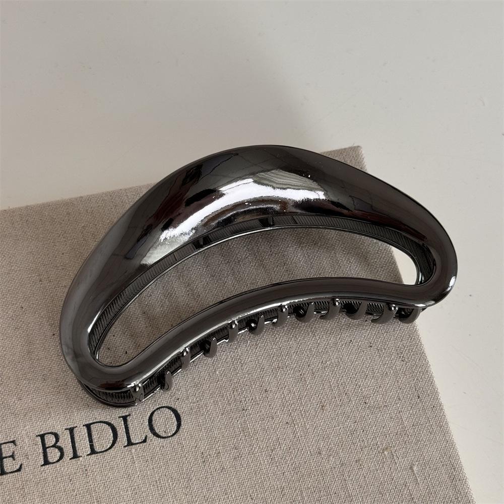 Alloy Hollow Moon Hair Claw Clip Retro Temperament Hair Claw Clip for Women Spring Summer Vintage Back Head Hair Styling Clip