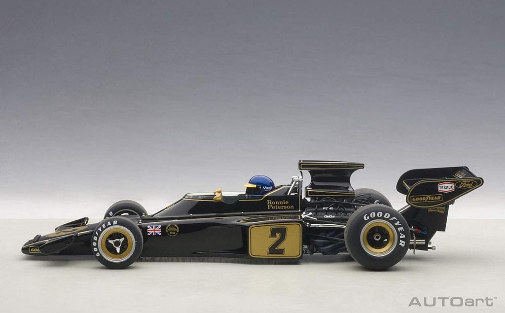 AUTOart Lotus 72E 1973 Ronnie Peterson Driver 1/18 #2 (with Figure)